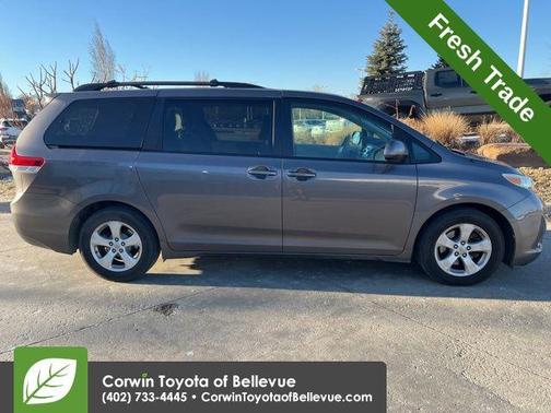 2011 Toyota Sienna LE