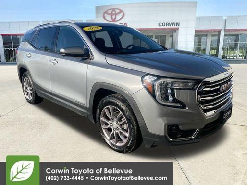 2023 GMC Terrain SLT