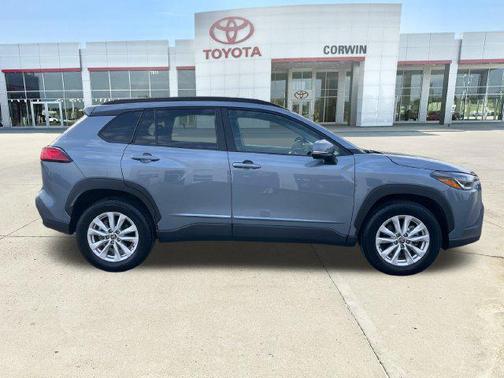 Celestite 2024 Toyota Corolla Cross LE