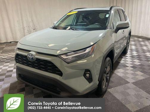 2022 Toyota RAV4 Hybrid XLE Premium