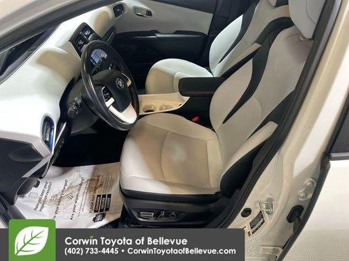 2017 Toyota Prius Four Touring