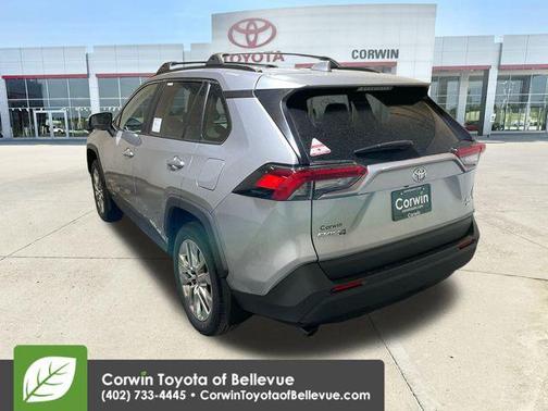 2025 Toyota RAV4 XLE Premium