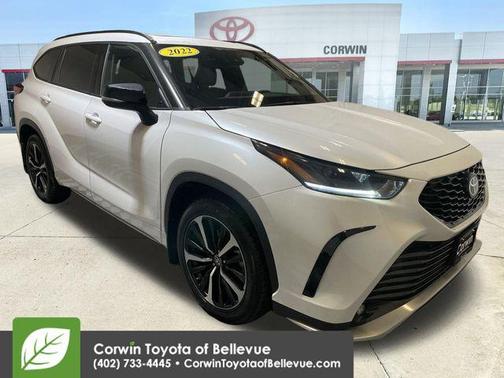 2022 Toyota Highlander XSE