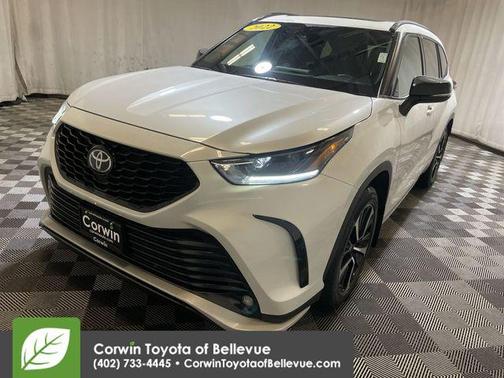 2022 Toyota Highlander XSE