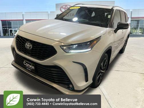 2022 Toyota Highlander XSE