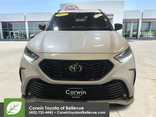 2022 Toyota Highlander XSE