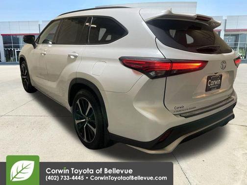 2022 Toyota Highlander XSE