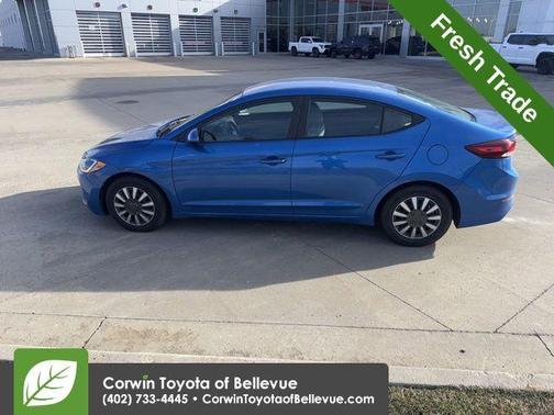 2018 Hyundai ELANTRA SE