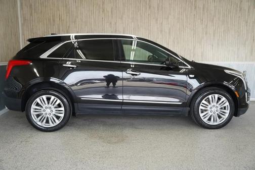 2017 Cadillac XT5 Premium Luxury