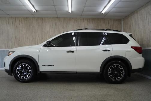 2019 Nissan Pathfinder SL