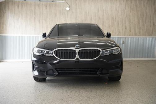2020 BMW 330 330i Sedan