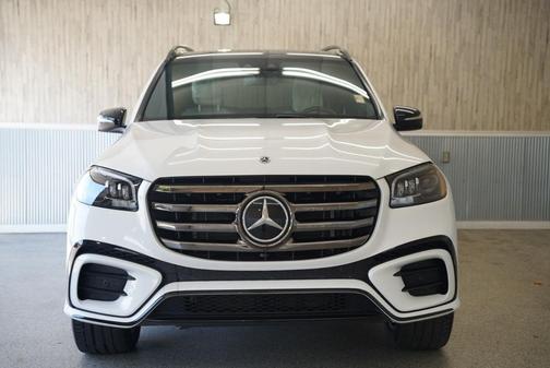 2025 Mercedes-Benz GLS 450 4MATIC