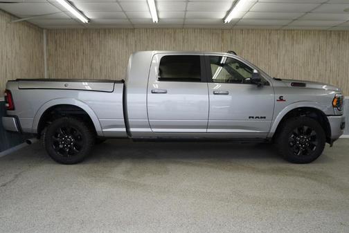 2022 RAM 3500 Limited Mega Cab 4x4 6'4' Box