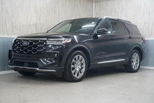 Agate Black Metallic 2025 Ford Explorer Platinum