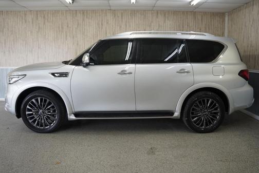 2023 INFINITI QX80 SENSORY