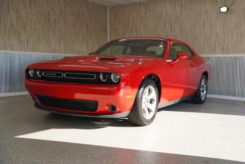 2016 Dodge Challenger SXT