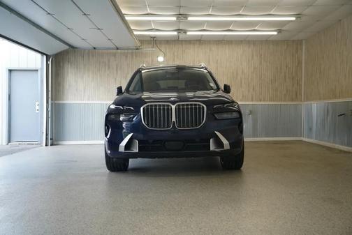 Tanzanite Blue II Metallic 2024 BMW X7 xDrive40i