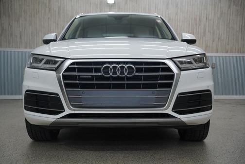 2020 Audi Q5 45 Premium Plus
