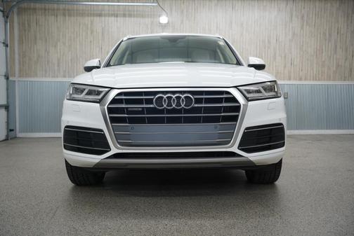2020 Audi Q5 45 Premium Plus