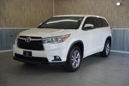 2016 Toyota Highlander LE Plus