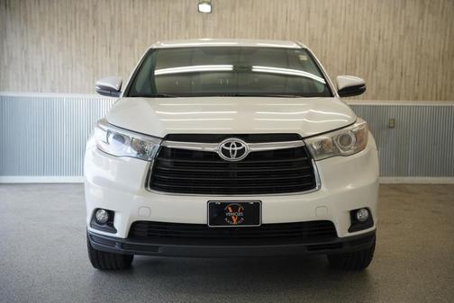 2016 Toyota Highlander LE Plus