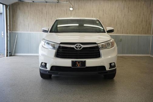2016 Toyota Highlander LE Plus