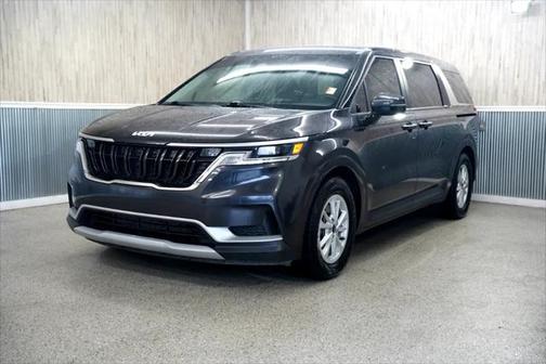 2023 Kia Carnival LX