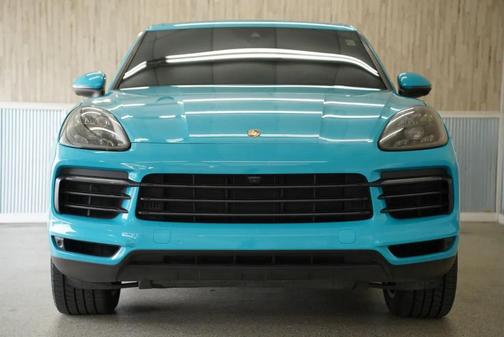 Miami Blue 2019 Porsche Cayenne Cayenne S