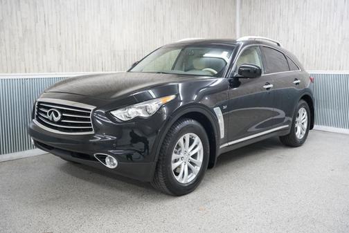 2016 INFINITI QX70 Base