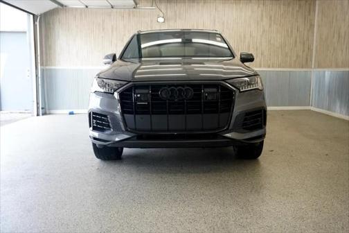 2023 Audi Q7 55 Premium Plus