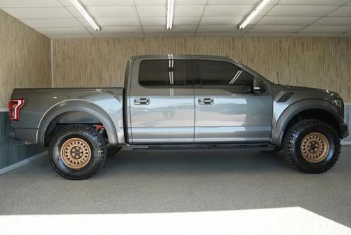 Magnetic Metallic 2020 Ford F-150 Raptor