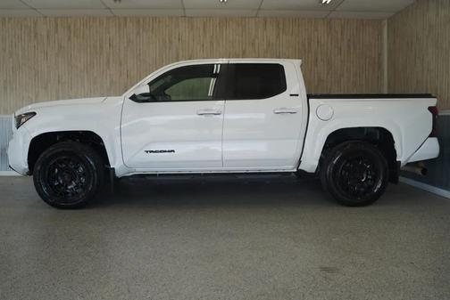 Ice Cap 2025 Toyota Tacoma SR5