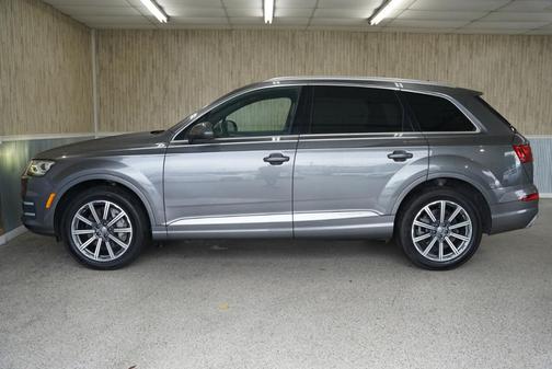 2019 Audi Q7 45 Premium