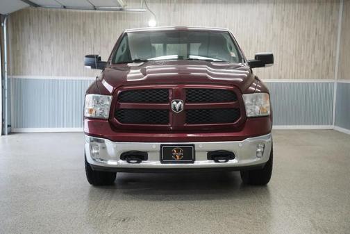 2016 RAM 1500 SLT