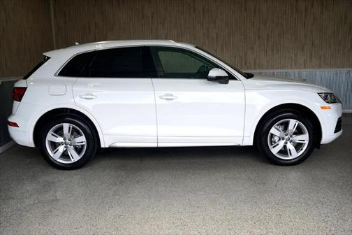 2019 Audi Q5 2.0T Premium Plus