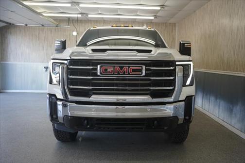2024 GMC Sierra 2500 SLT