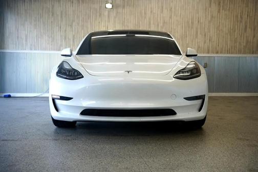2023 Tesla Model 3 Standard Range
