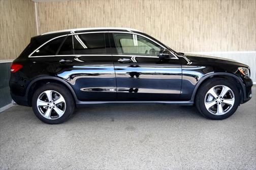 2016 Mercedes-Benz GLC 300 Base