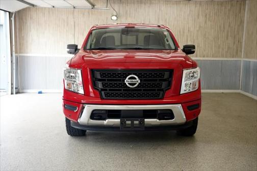 2020 Nissan Titan SV