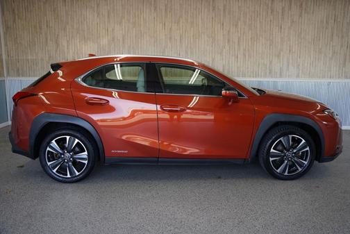 2019 Lexus UX 250h Base