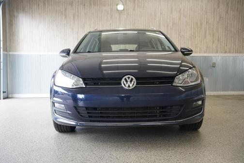 2015 Volkswagen Golf SportWagen TDI SEL 4-Door