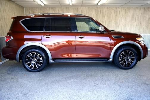 2017 Nissan Armada Platinum