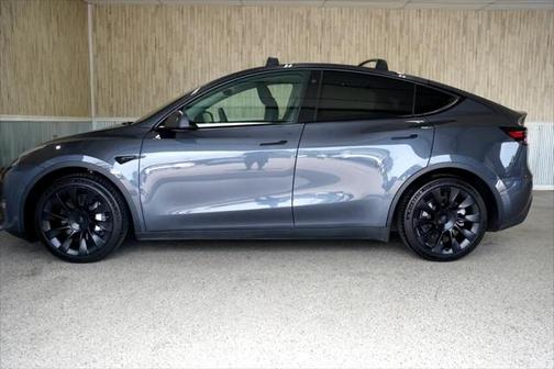 2021 Tesla Model Y Long Range Dual Motor All-Wheel Drive