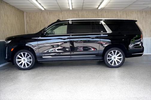 2023 Cadillac Escalade ESV Premium Luxury Platinum