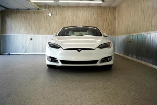 2020 Tesla Model S Long Range Plus
