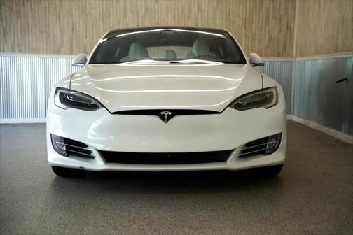 2020 Tesla Model S Long Range Plus