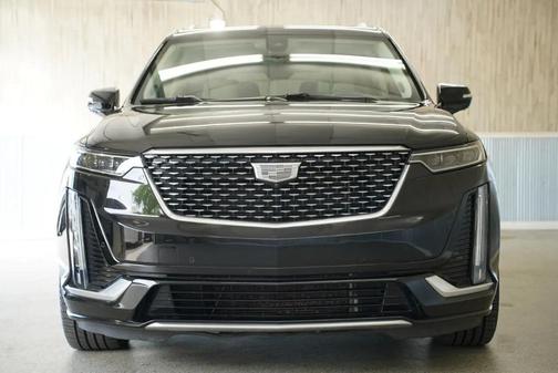 Stellar Black Metallic 2022 Cadillac XT6 Premium Luxury AWD