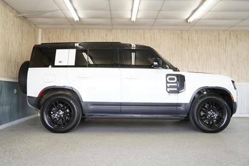 2021 Land Rover Defender 110 S