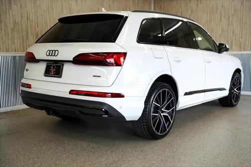 2022 Audi Q7 55 Prestige