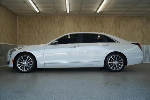 Crystal White Tricoat 2017 Cadillac CT6 3.0L Twin Turbo Luxury
